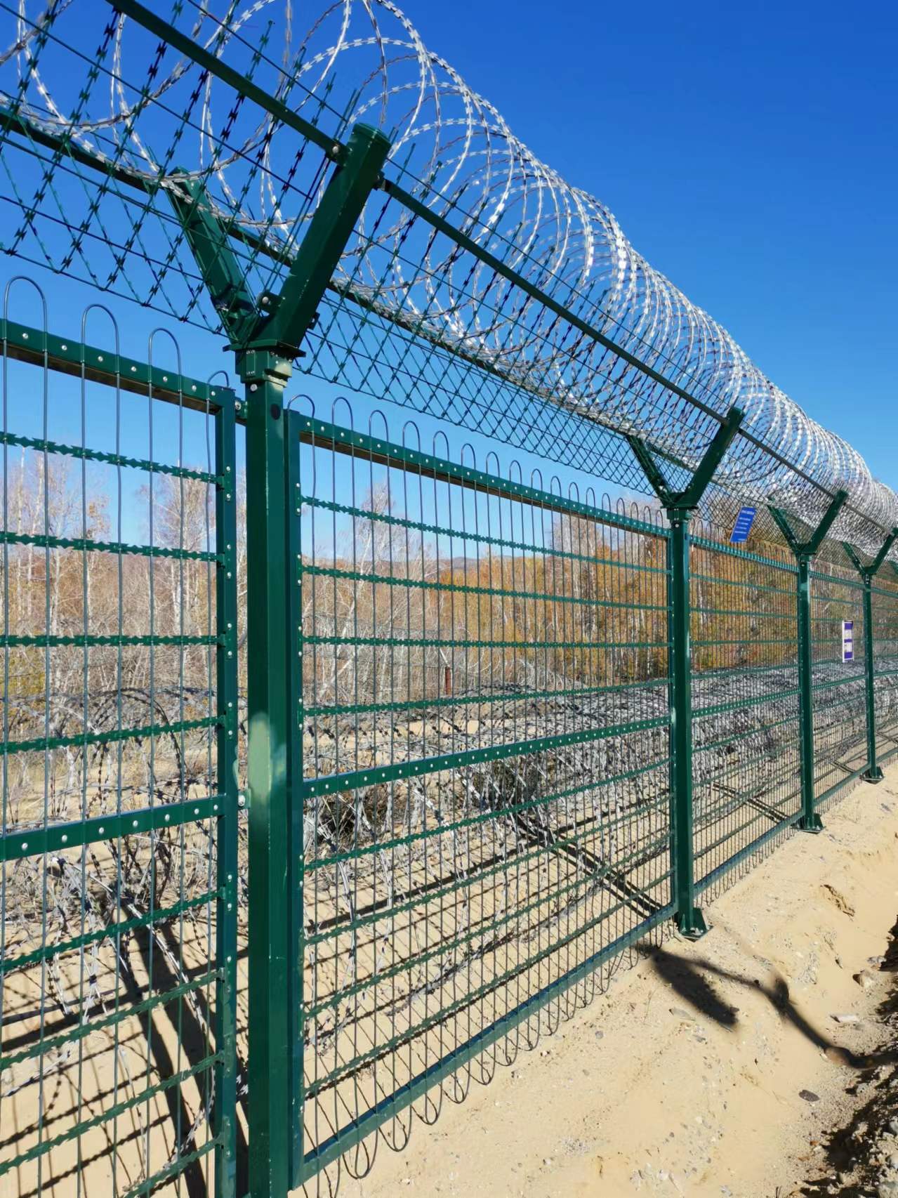 ����Χ�����������������������ڵأ�